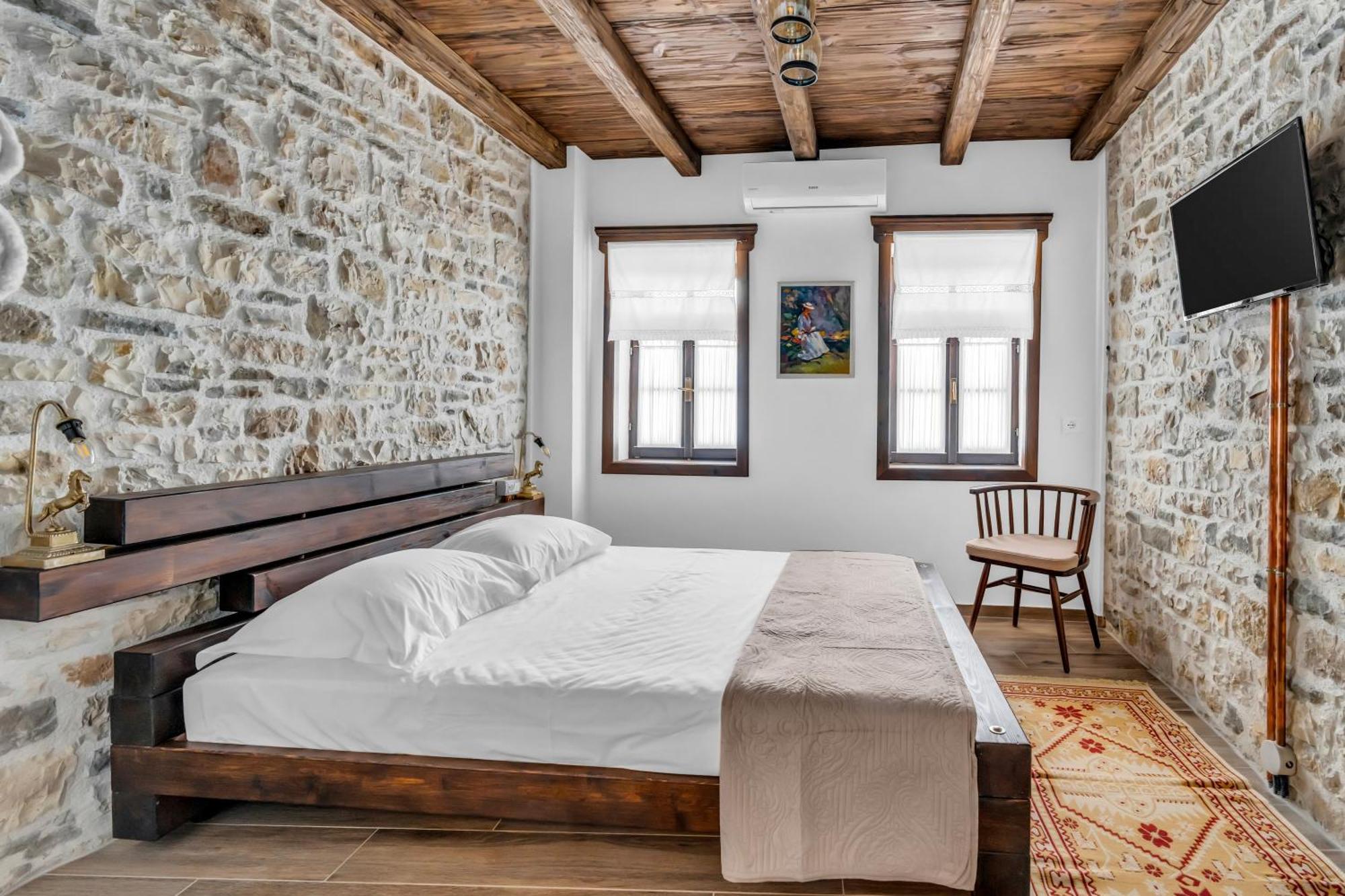 Hotel Bohem Берат Екстер'єр фото