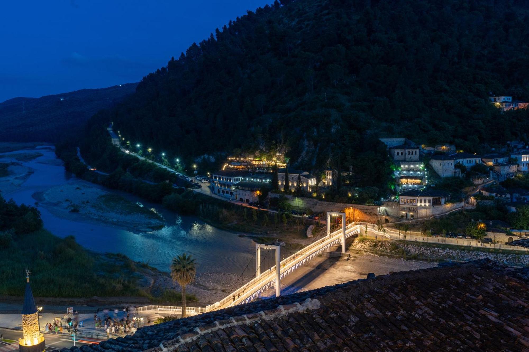 Hotel Bohem Берат Екстер'єр фото